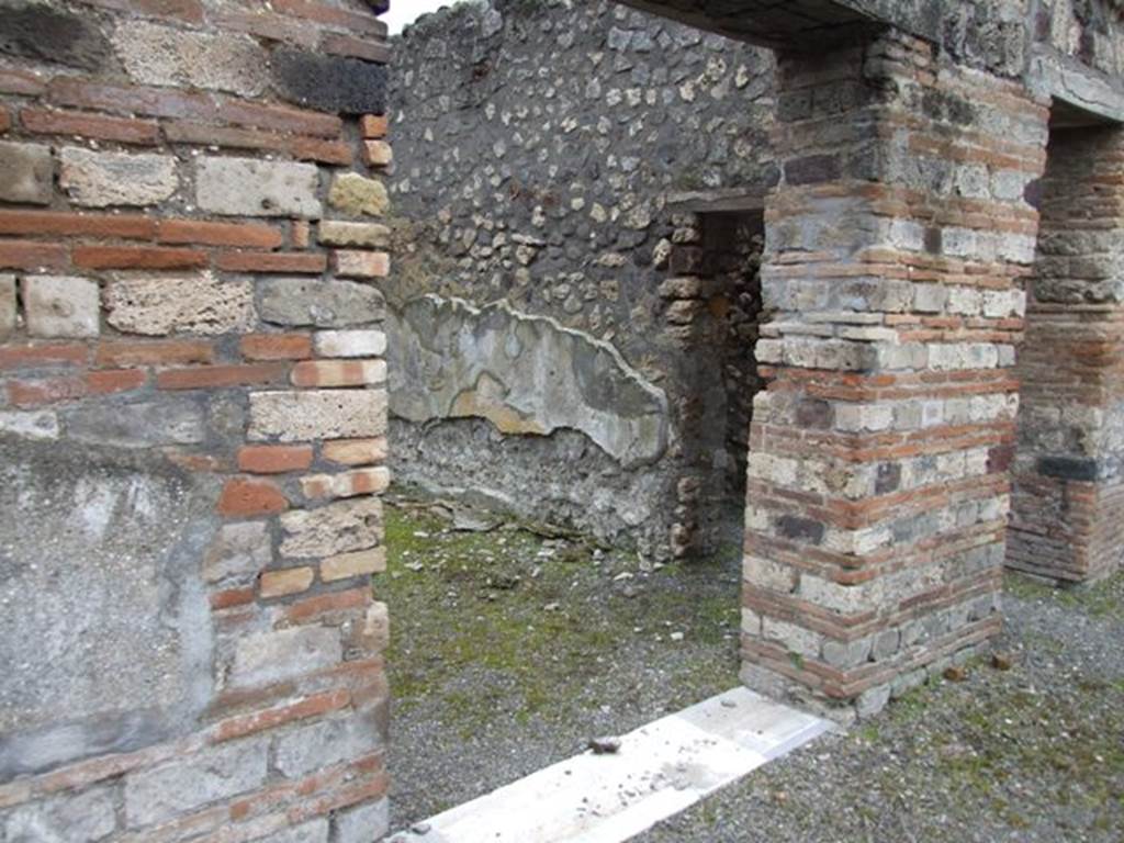 IX.8.6 Pompeii. March 2009. Doorway to Room 15, Diaeta.