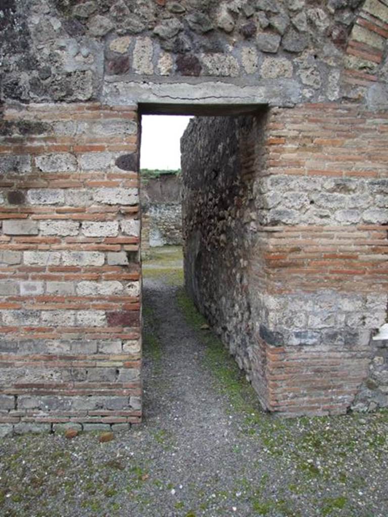 IX.8.6 Pompeii. March 2009. Room 16. Small corridor to services area.
