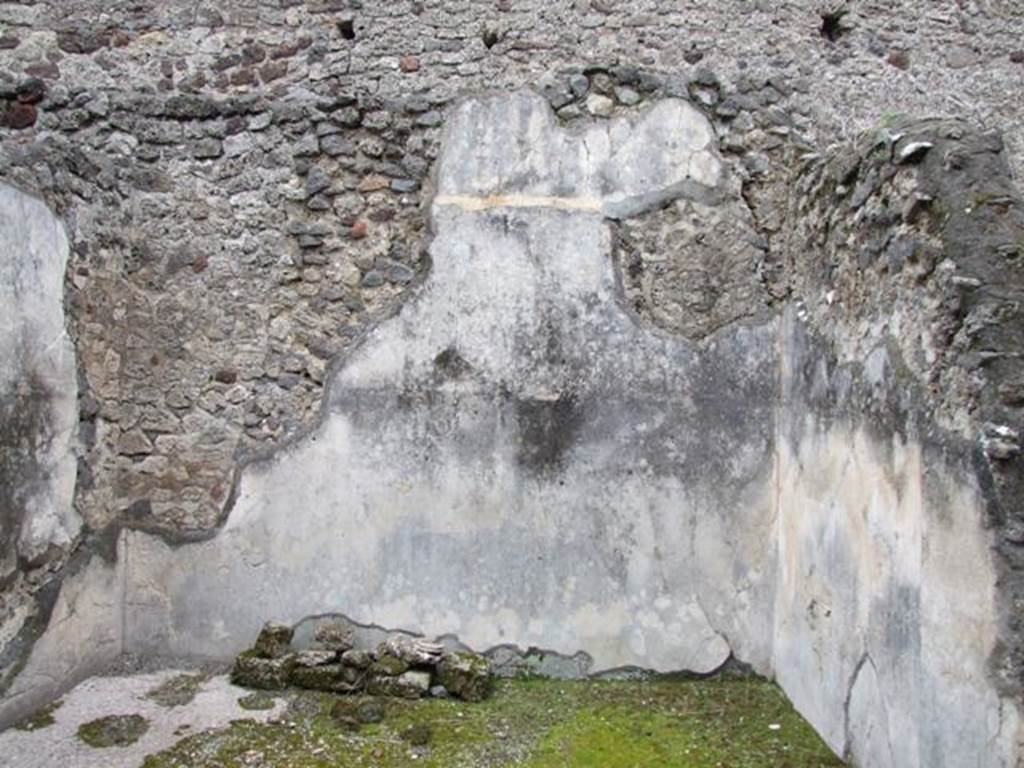 IX.8.6 Pompeii. March 2009. Room 32. East wall.