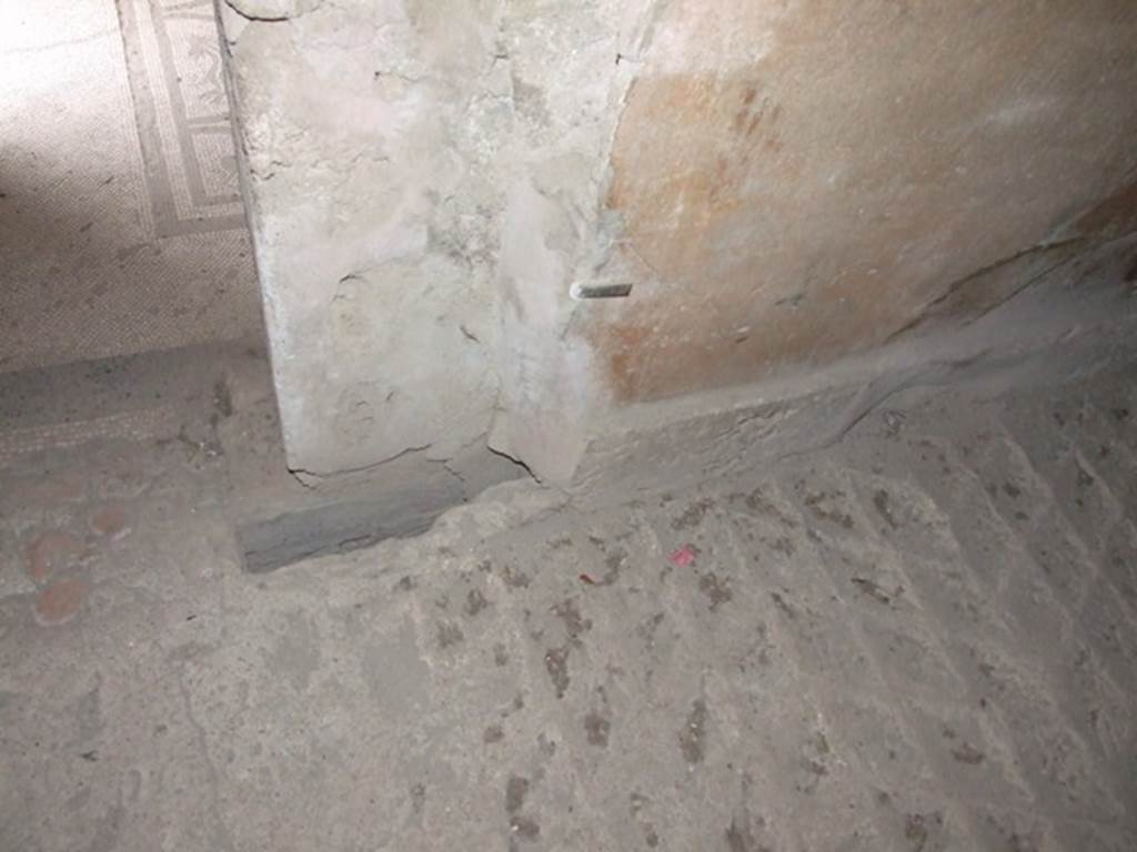 IX.8.6 Pompeii. March 2009. Room 34, Floor in doorway to Room 33.