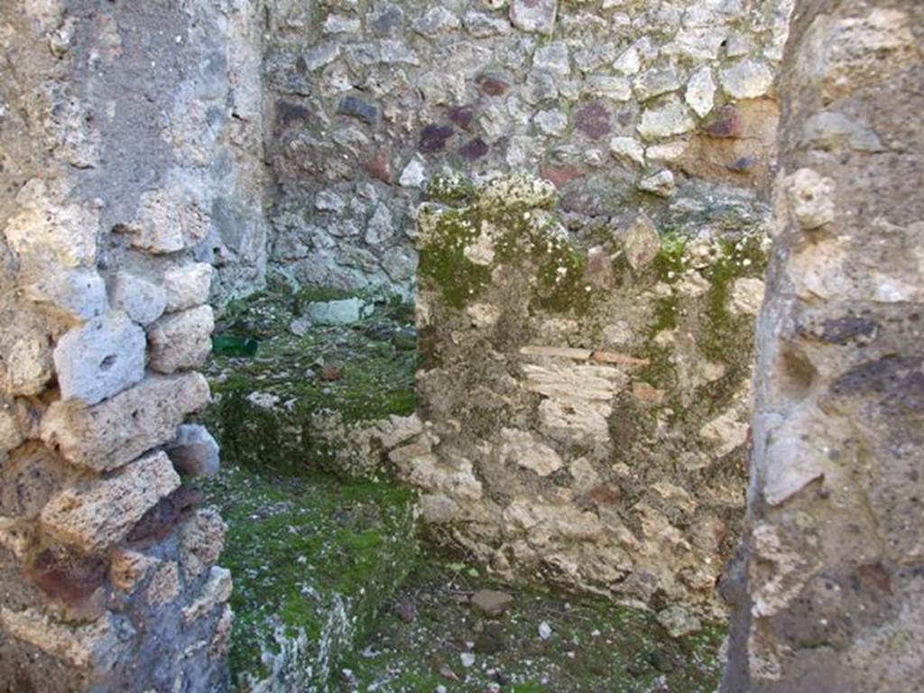 IX.9.a Pompeii. March 2009. Stairs to upper floor, looking south west from doorway from Cubiculum "m".
