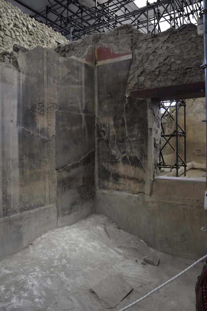 IX.12.6 Pompeii. February 2017. Room “m”, south-east corner. Photo courtesy of Johannes Eber.