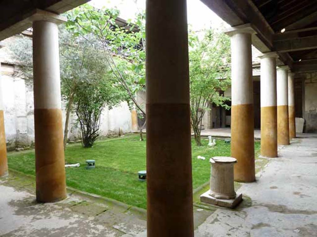 IX.13.1-3 Pompeii. May 2010. Room 9, looking north from near room 7.