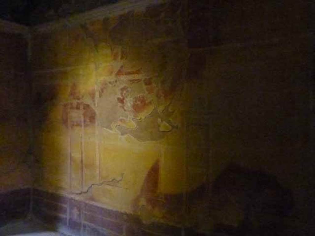 IX.13.1-3 Pompeii. May 2010.  Room 26, south wall. Looking east from window.

 
