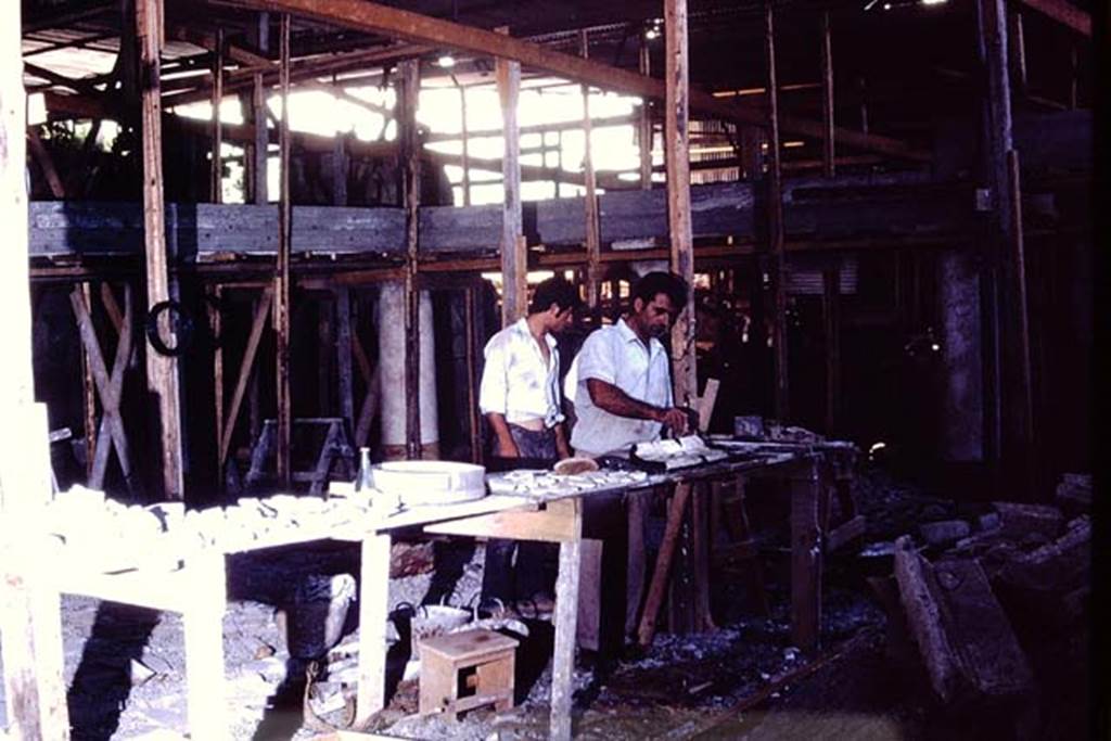 IX.13.1-3 Pompeii. 1972. During excavations. Photo by Stanley A. Jashemski. 
Source: The Wilhelmina and Stanley A. Jashemski archive in the University of Maryland Library, Special Collections (See collection page) and made available under the Creative Commons Attribution-Non Commercial License v.4. See Licence and use details. J72f0461
