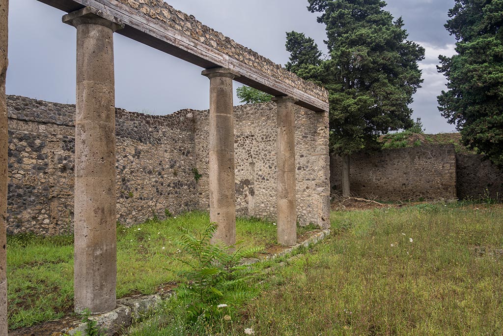 IX.14.4 Pompeii. July 2024. Looking south-east towards east portico. Photo courtesy of Johannes Eber.
