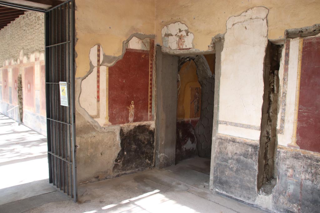 Villa San Marco, October 2022.
Room 30, north-east corner with painted figures and doorway to room 50. Photo courtesy of Klaus Heese.