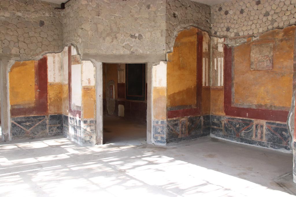 Villa San Marco, Stabiae, October 2022.
Room 53, looking towards north-east corner and alcove on east side. Photo courtesy of Klaus Heese.