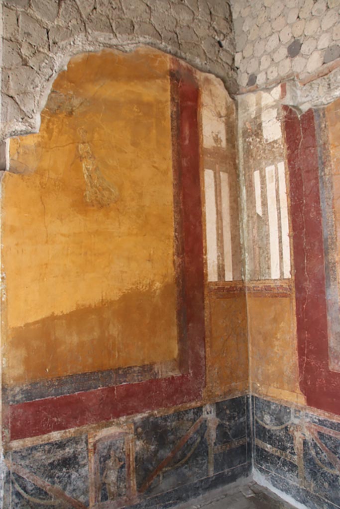Villa San Marco, Stabiae, October 2022.
Room 53, north-east corner of alcove on east side. Photo courtesy of Klaus Heese.