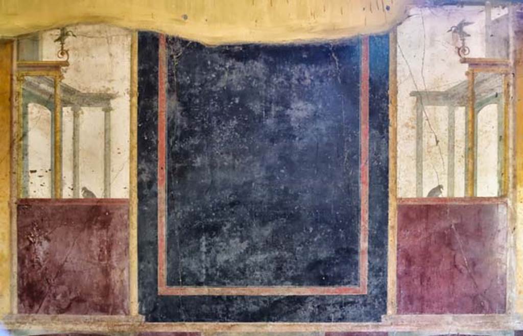 Villa San Marco, Stabiae, April 2018. Room 50, east wall. Photo courtesy of Ian Lycett-King.
Use is subject to Creative Commons Attribution-NonCommercial License v.4 International.