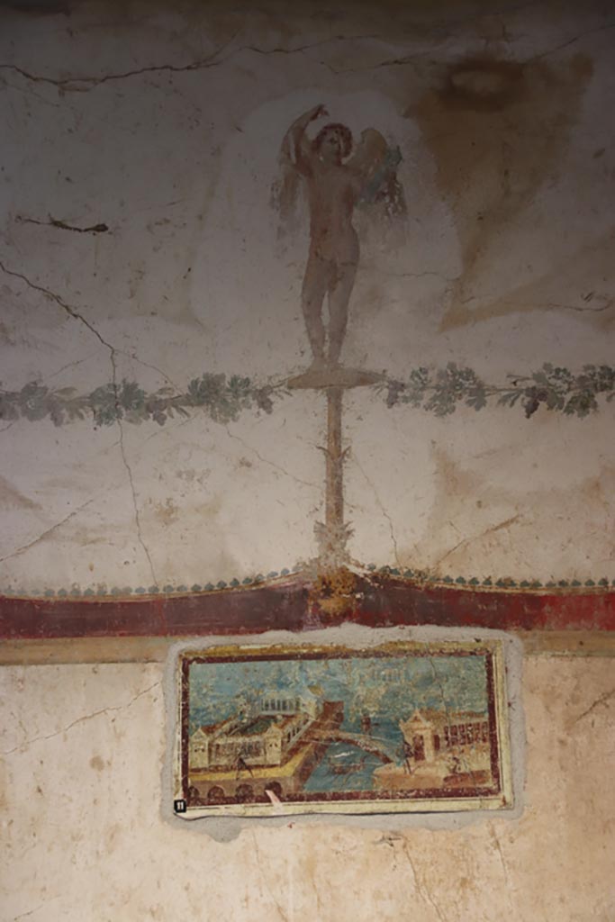 Villa San Marco, Stabiae, October 2022.
Room 50, painted wall decoration from south end of east wall. Photo courtesy of Klaus Heese.