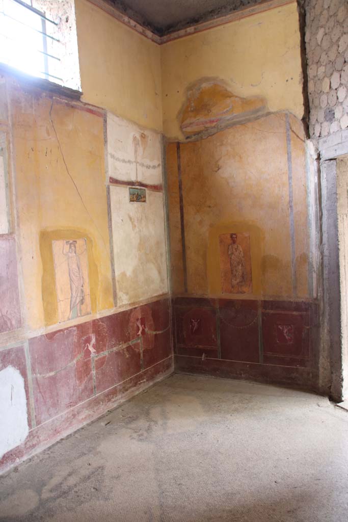 Villa San Marco, Stabiae, September 2019.
Room 50, looking towards south-east corner. Photo courtesy of Klaus Heese.