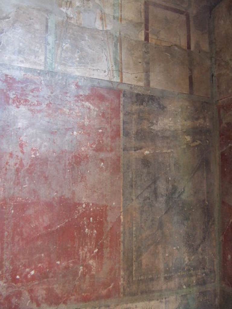 Villa Regina, Boscoreale. May 2006. Room IV, east wall, south end.