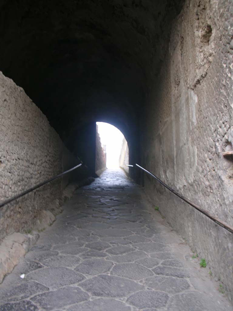 Via Marina, Pompeii. May 2011.
Looking east into city through Porta Marina.. Photo courtesy of Ivo van der Graaff.