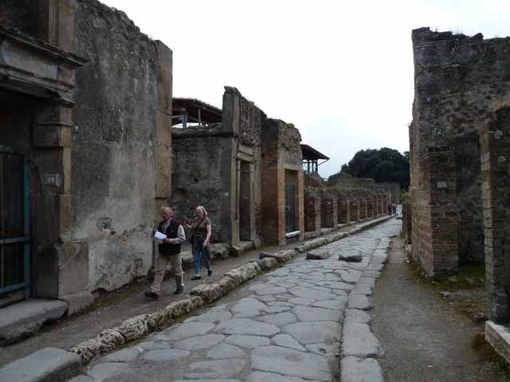 Vicolo del Lupanare, east side, May 2010.  Looking south from near VII.1.48. 