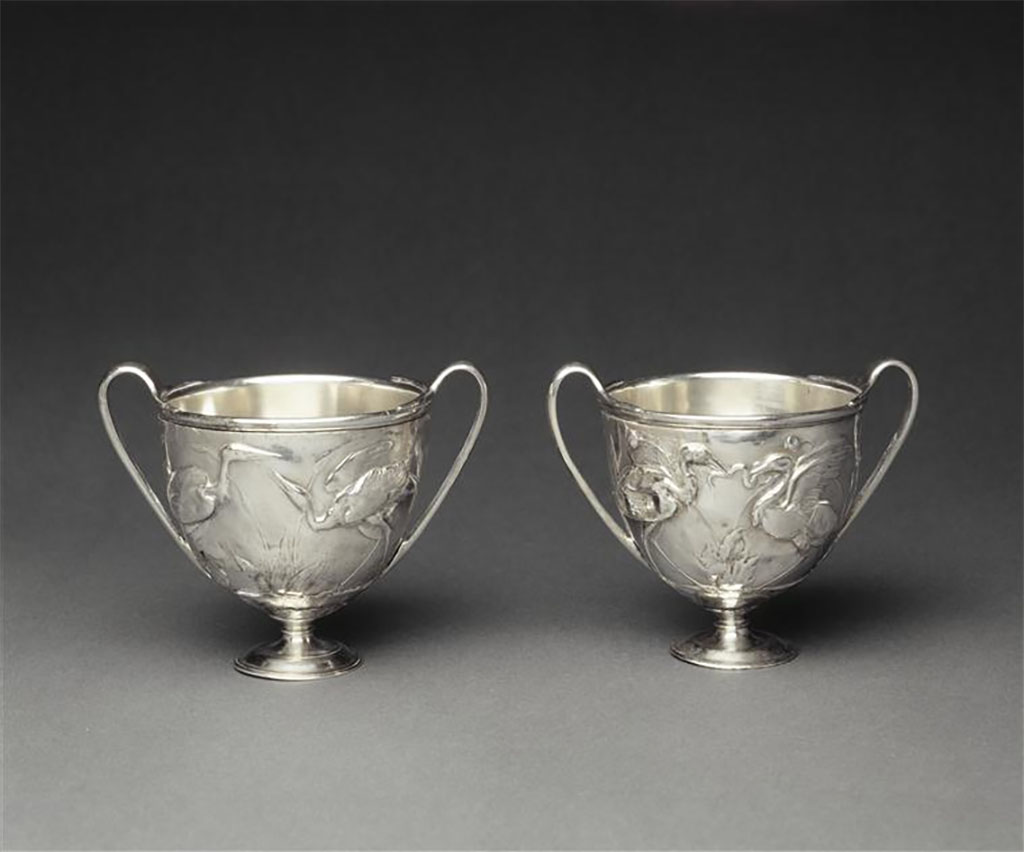 Villa della Pisanella, Boscoreale. Pair of cantharus, scenes with cranes. Side A.
Paire de canthares, scènes avec des grues. Côté A.
Now in the Louvre, inventory numbers BJ1905 and BJ1906.
Photo (C) RMN-Grand Palais (musée du Louvre) / Hervé Lewandowski.