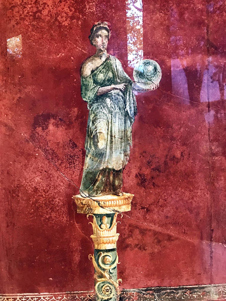 Complesso dei triclini in località Moregine a Pompei. December 2019.
Triclinium A, east wall. Urania the muse of astronomy with a globe. Photo courtesy of Giuseppe Ciaramella.