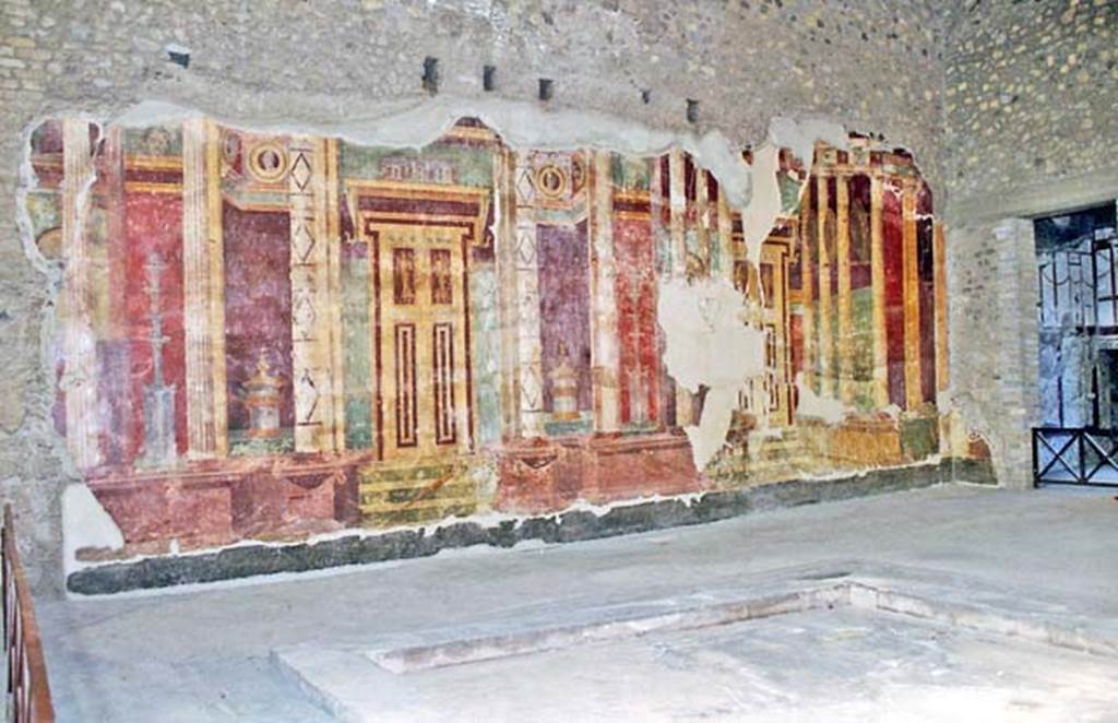 Oplontis Villa of Poppea, October 2001. Room 5, looking across the impluvium in the atrium towards the west wall and north-west corner. Photo courtesy of Peter Woods.