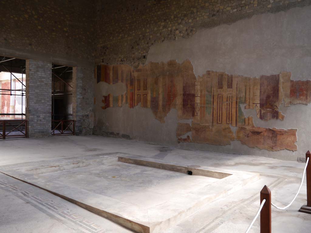 Oplontis Villa of Poppea, September 2018. Room 5, atrium, looking towards the north-east corner and east wall.
Foto Anne Kleineberg, ERC Grant 681269 DÉCOR.