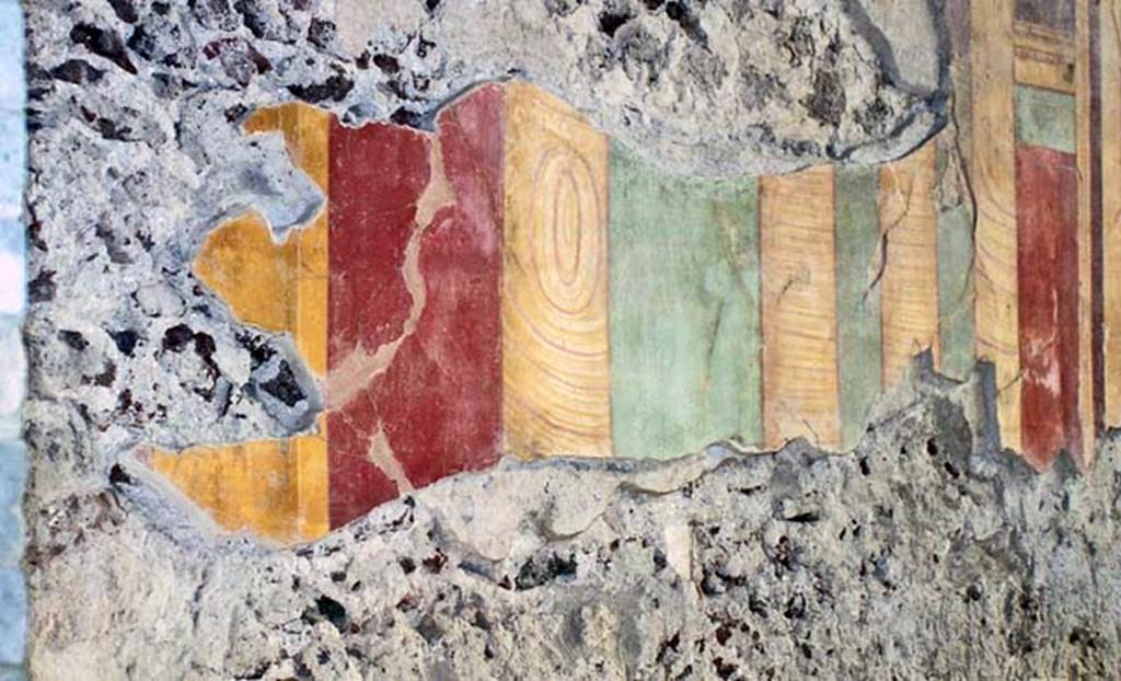 Oplontis, Villa of Poppea, October 2001. Room 5, atrium, detail from painted east wall at north end. Photo courtesy of Peter Woods