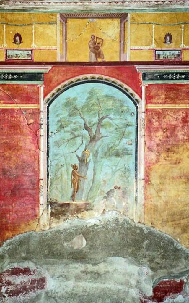 Oplontis, Villa of Poppea, October 2001. Room 8, the caldarium, looking towards the east wall with large recess, and mythological painting of Hercules in the Garden of the Hesperides. Photo courtesy of Peter Woods

