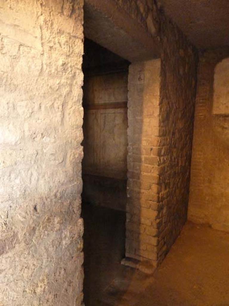 Oplontis, September 2015. Doorway to room 10b, from corridor 9.