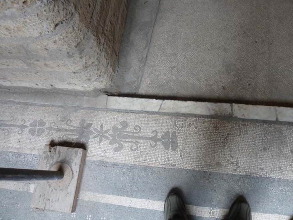 Oplontis, September 2015. Room 16, threshold at north end, leading into room 31.