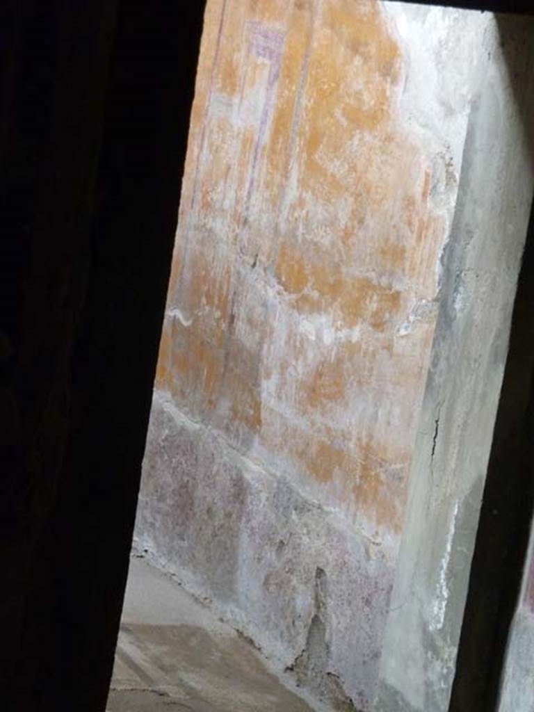 Oplontis, September 2015. Doorway to room 31 from room 18, and part of the north wall.