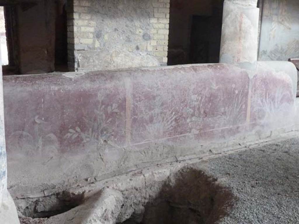 Oplontis, September 2015. Room 32, west painted wall on inside of “pluteus” wall in south-west corner.