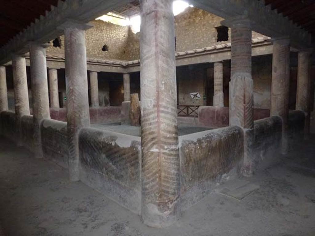 Oplontis Villa of Poppea, September 2011. Room 32, looking south-west across the rustic peristyle. Photo courtesy of Michael Binns.

