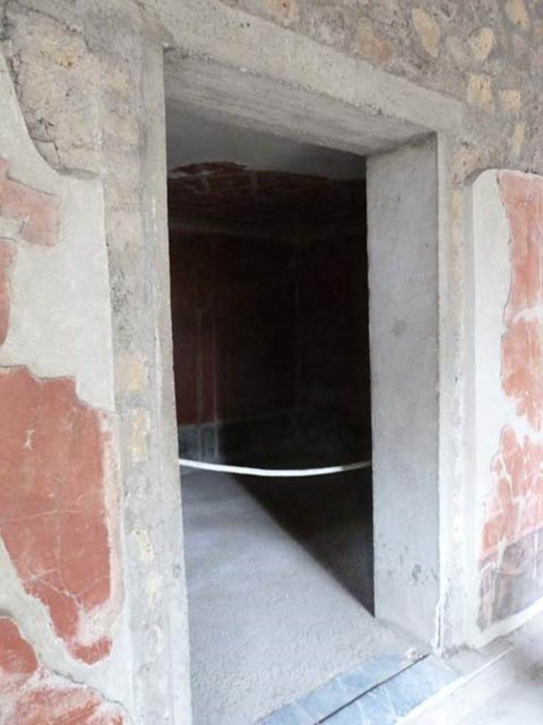 Oplontis, September 2015. Room 38, doorway in north wall of portico 24.