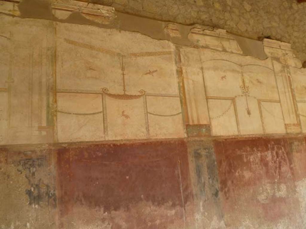 Oplontis, May 2011. Portico 40, east wall. Photo courtesy of Michael Binns.