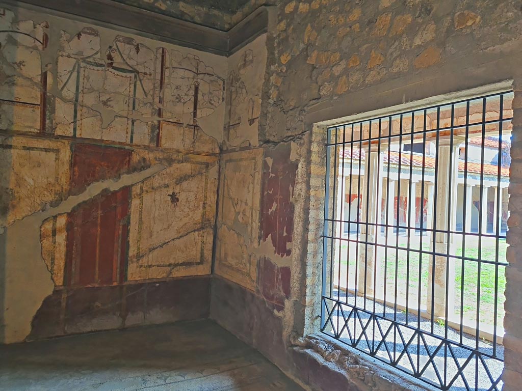 Oplontis Villa of Poppea, October 2023.
Room 41, looking towards north-east corner, with window in east wall. Photo courtesy of Giuseppe Ciaramella.