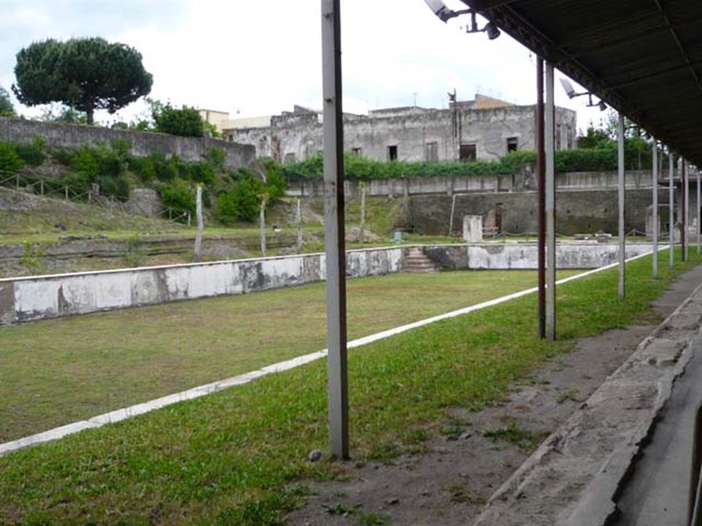 Oplontis Villa of Poppea, May 2010. Area 80, looking south-east across swimming pool area 96.
Photo courtesy of Buzz Ferebee.