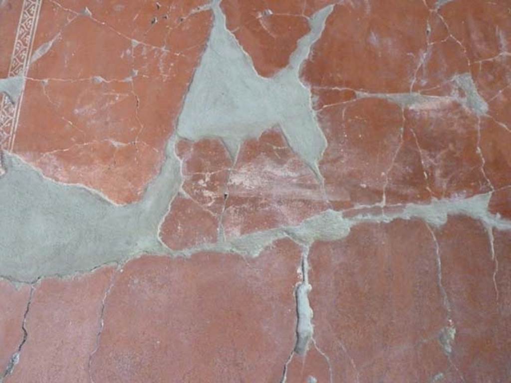 Oplontis Villa of Poppea, September 2015. Room 81, remains of bird painting from east end of south wall in second panel.