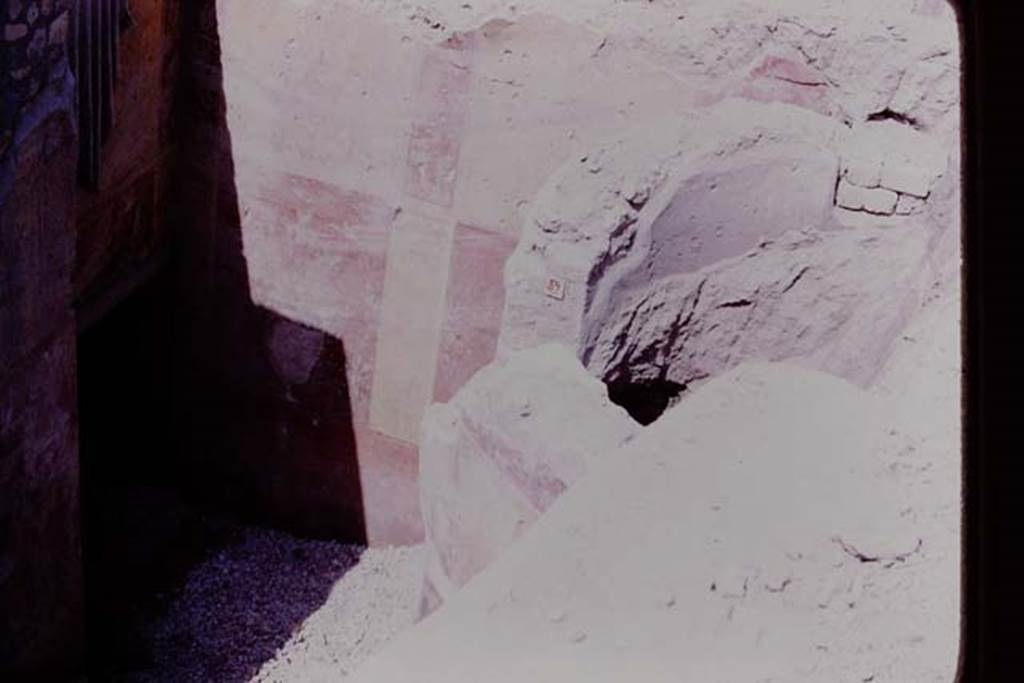 Oplontis, 1977. Room 89, with semi-circular window on right and room 87 on left.
Photo by Stanley A. Jashemski.
Source: The Wilhelmina and Stanley A. Jashemski archive in the University of Maryland Library, Special Collections (See collection page) and made available under the Creative Commons Attribution-Non Commercial License v.4. See Licence and use details.
J77f0554