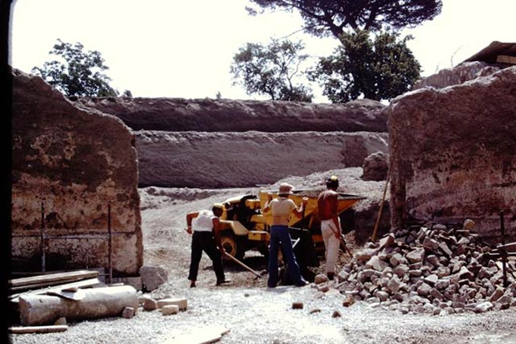 Oplontis, 1975. Looking east through doorway of room 69. Photo by Stanley A. Jashemski.   
Source: The Wilhelmina and Stanley A. Jashemski archive in the University of Maryland Library, Special Collections (See collection page) and made available under the Creative Commons Attribution-Non Commercial License v.4. See Licence and use details. J75f0184
