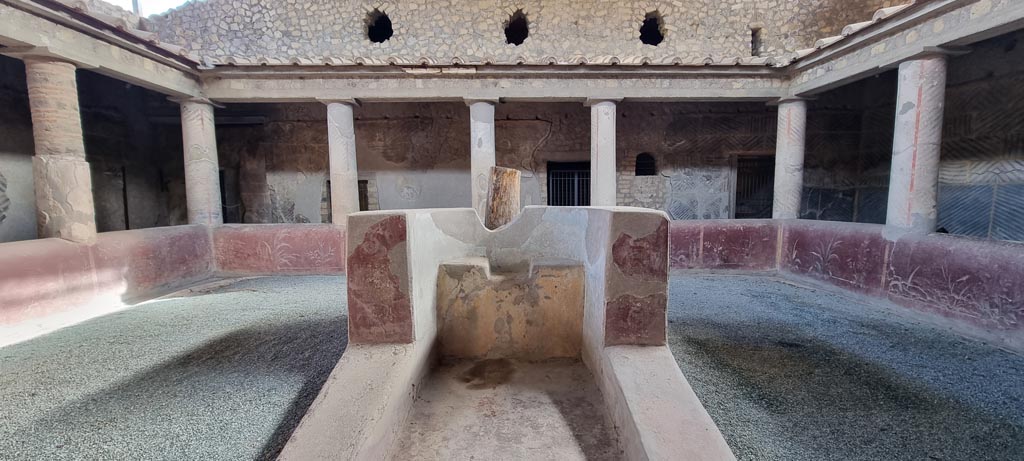 Oplontis Villa of Poppea, January 2023. 
The enclosed peristyle 32, previously known as the rustic courtyard, looking east. Photo courtesy of Miriam Colomer.
