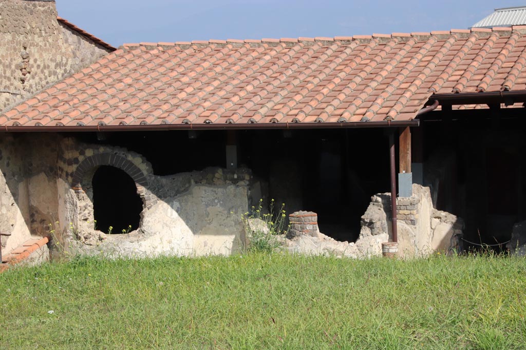 Stabiae, Villa Arianna, October 2022. 
Looking north-east from entrance steps towards exterior of baths’ area. Photo courtesy of Klaus Heese. 

