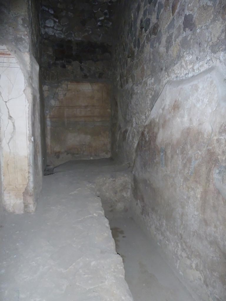Stabiae, Villa Arianna, September 2015. Room 25, looking east.