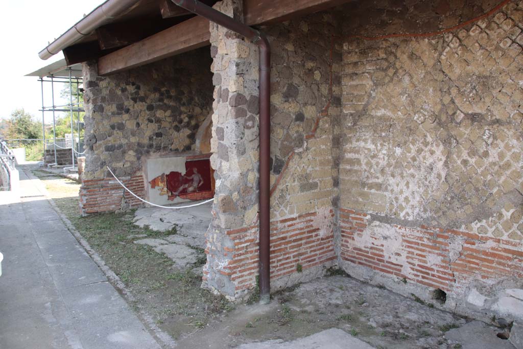 Stabiae, Villa Arianna, September 2021. Looking east from near room 19, towards room 17. Photo courtesy of Klaus Heese.