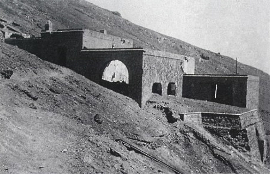 Vesuvius light railway. The final station at Vesuvio Inferiore which joined with the funicular and later the chairlift to the left.
This station was partially buried in the 1944 eruption. The funicular suffered irreparable damage and was never rebuilt.
Photo courtesy of www.vesuvioinrete.it
