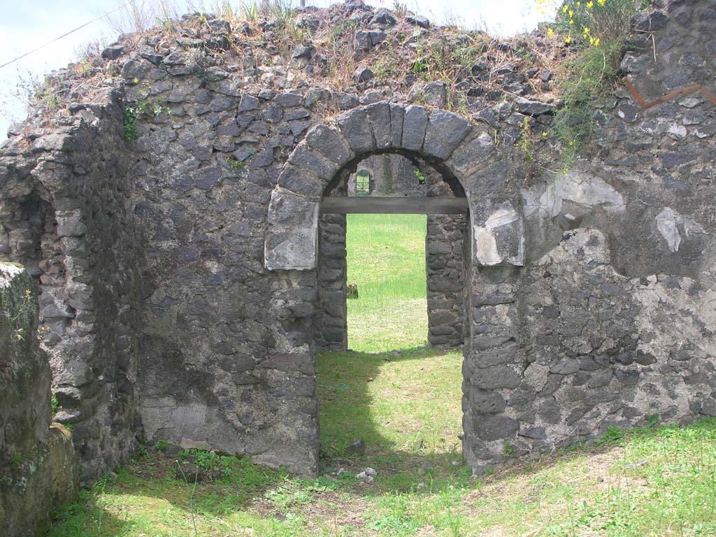 Tower X, Pompeii. May 2010. Looking west through doorways. Photo courtesy of Ivo van der Graaff.

